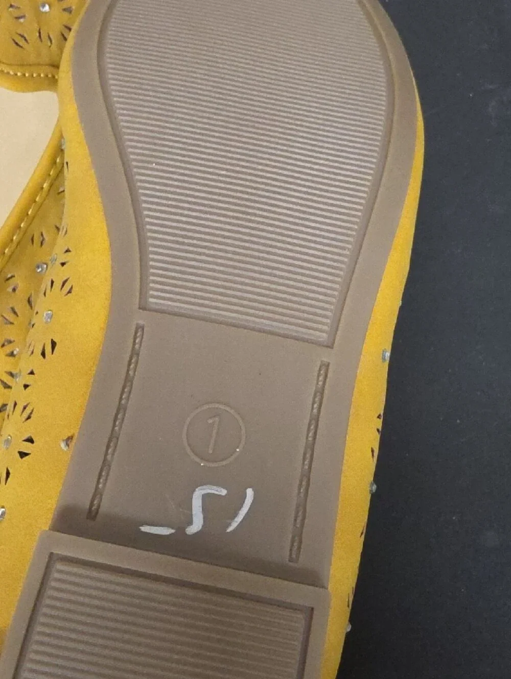Brand New, Daisy Fuentes Girls Size 1 Mustard Yellow Ballet Flats W/Diamond Gems